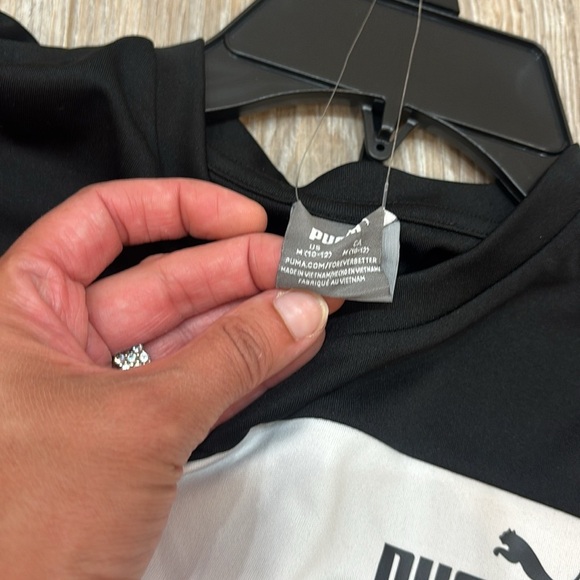 Puma Gray Tee with Blue Logo and Red-White Shorts sets size 10-12 NWT - Picture 2 of 4